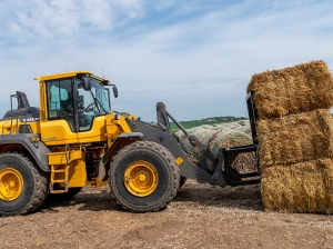 Matching hay buyers and sellers.